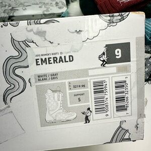 Burton Emerald Women's Winter Boots - White and Gray